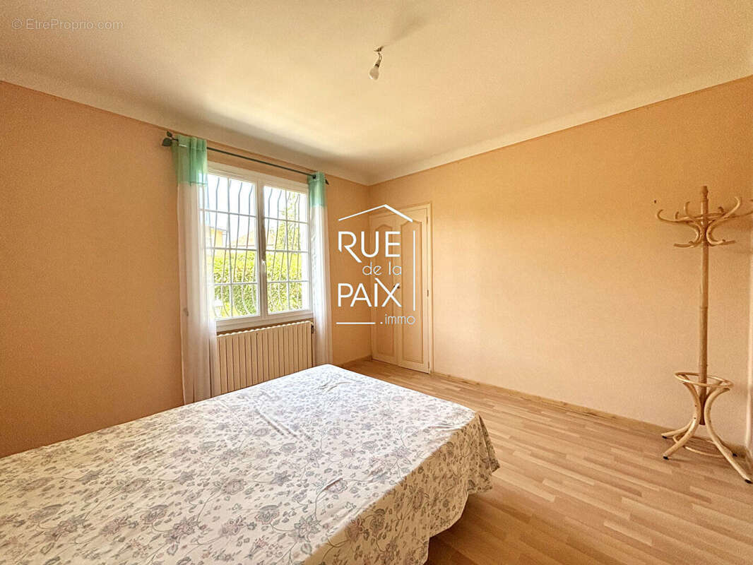 Maison à CHATILLON-SUR-THOUET