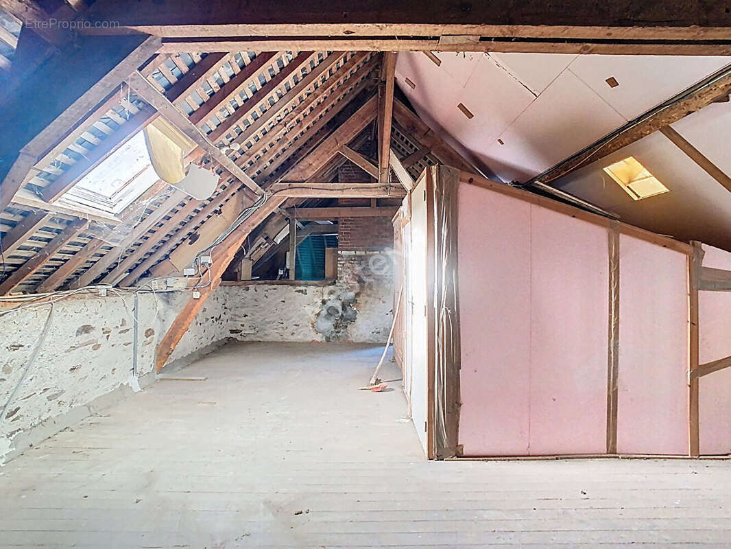 Maison à BEAUPREAU