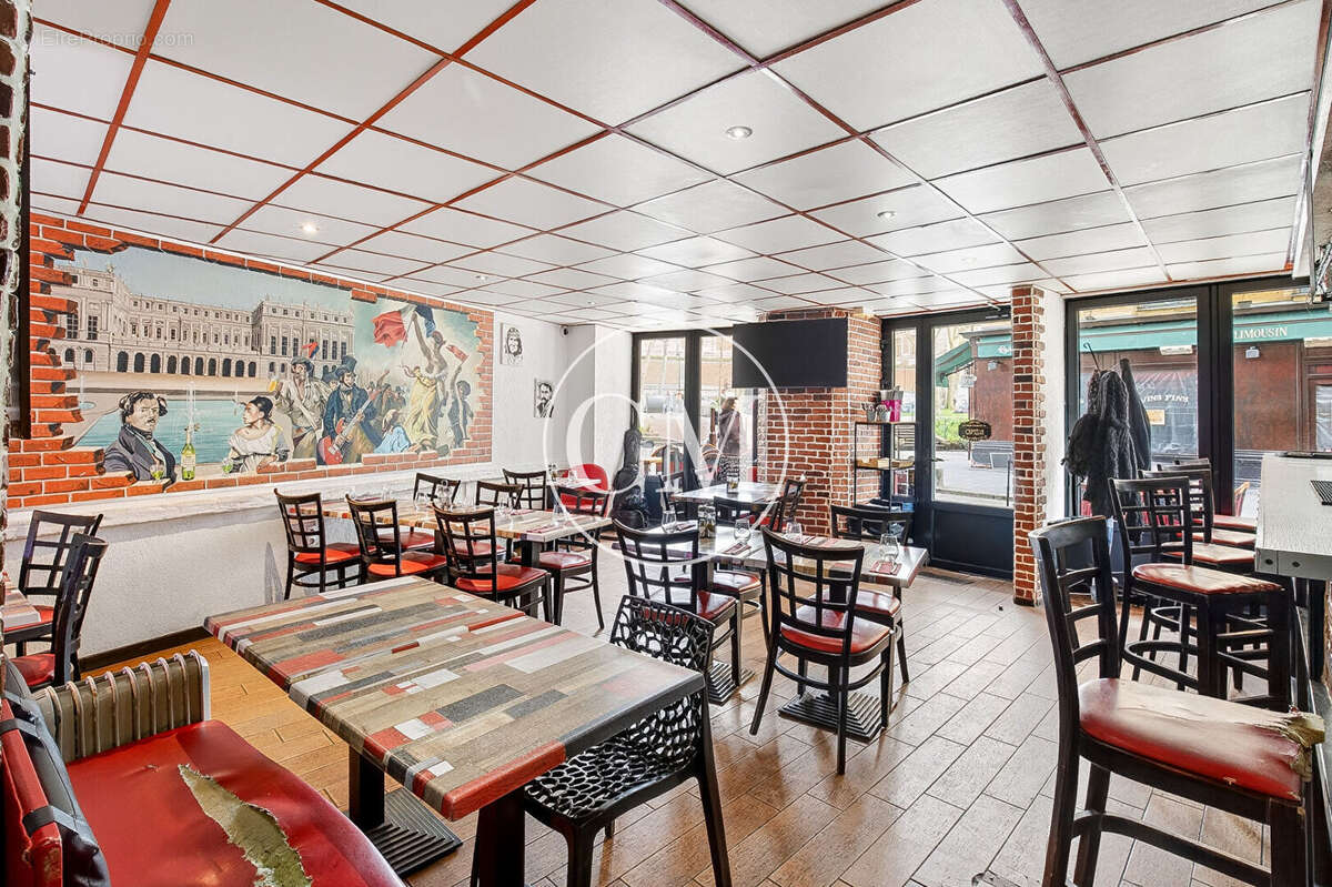 Commerce à VERSAILLES