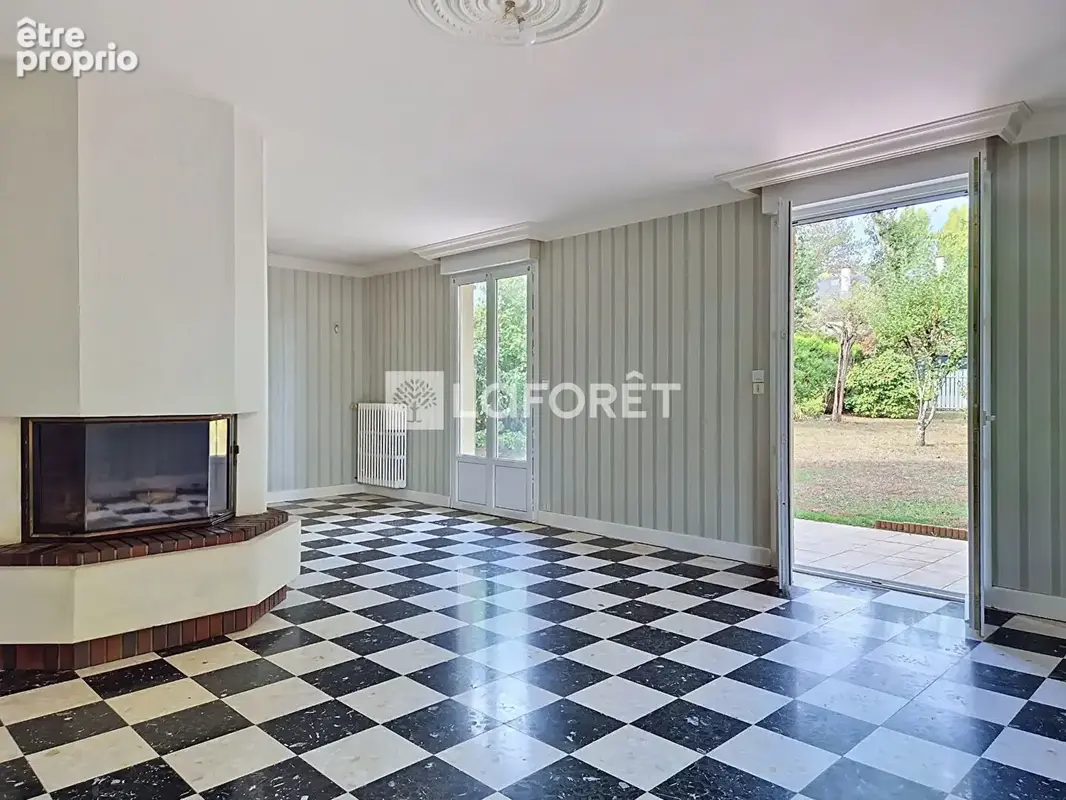 LE RHEU, MAISON 4 chambres,  133 m2 + 23 m2 aménageable, parcelle 819m2 - photo 4