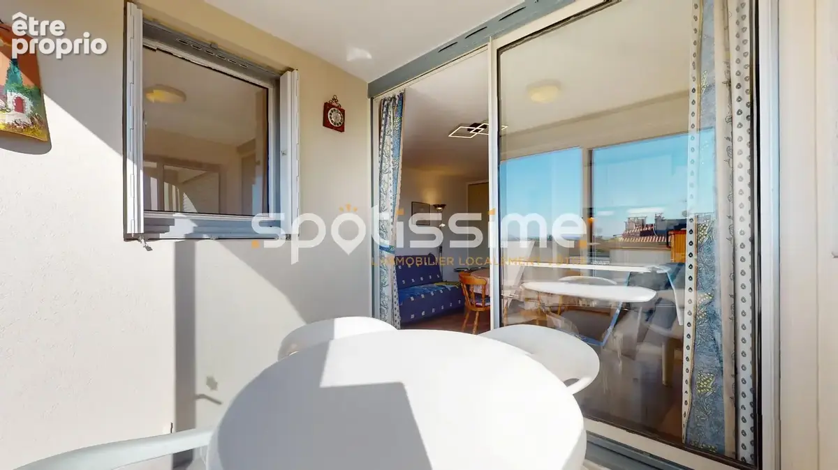Cap d'Agde  Centre Port : studio cabine avec vue mer, parking et cellier privatifs - photo 7
