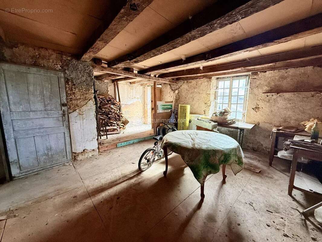 Maison à SOULAUCOURT-SUR-MOUZON