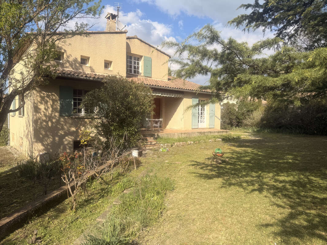 Maison à PLAN-D'ORGON