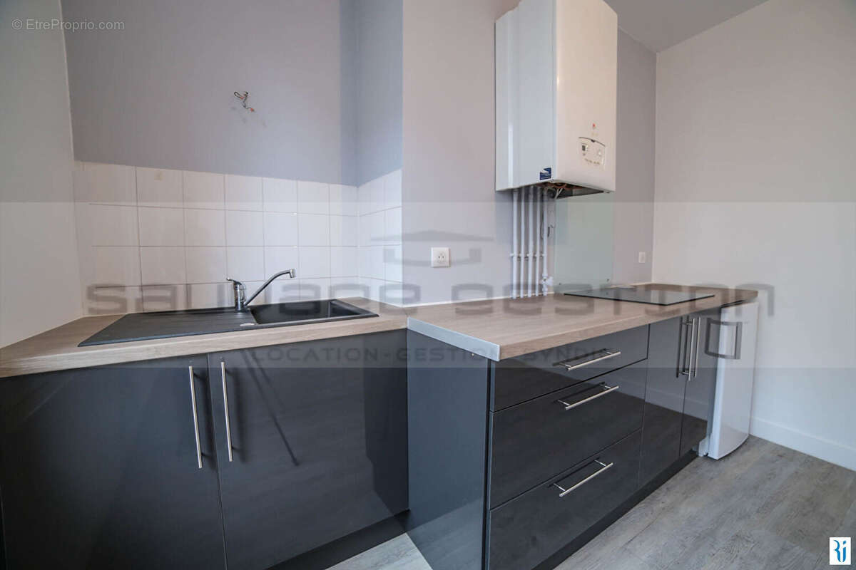 Appartement à DEVILLE-LES-ROUEN