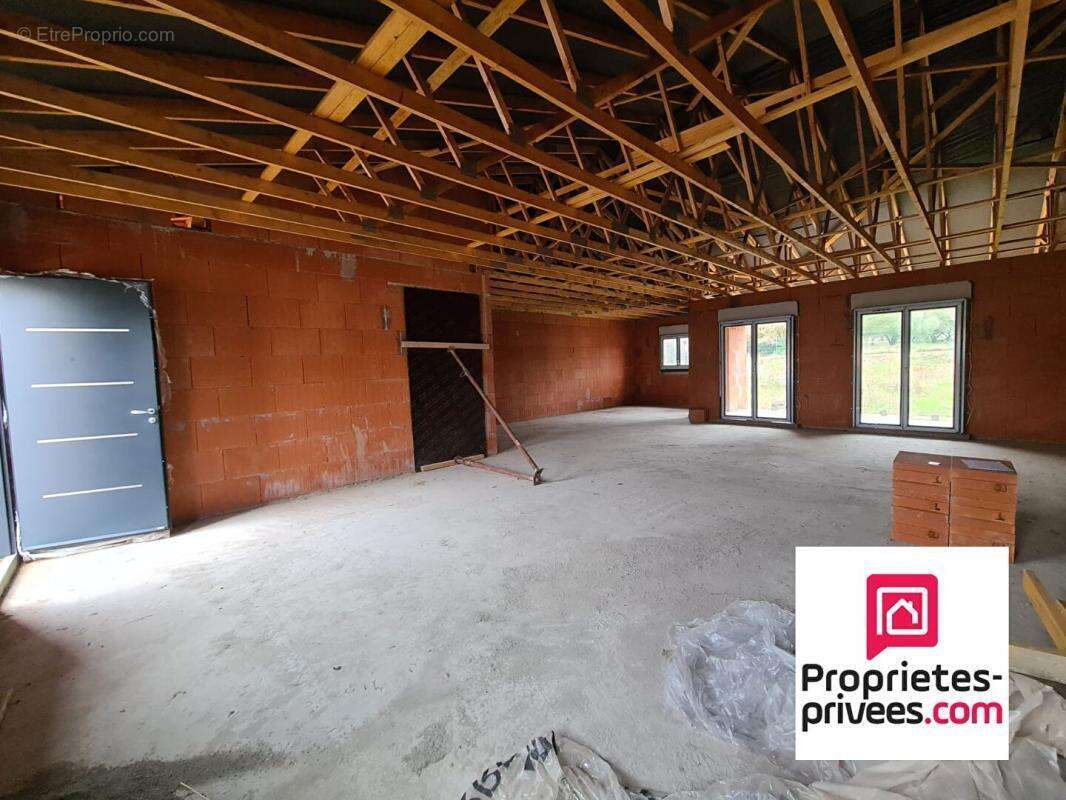 Maison à SAINT-CHRISTOL-LES-ALES