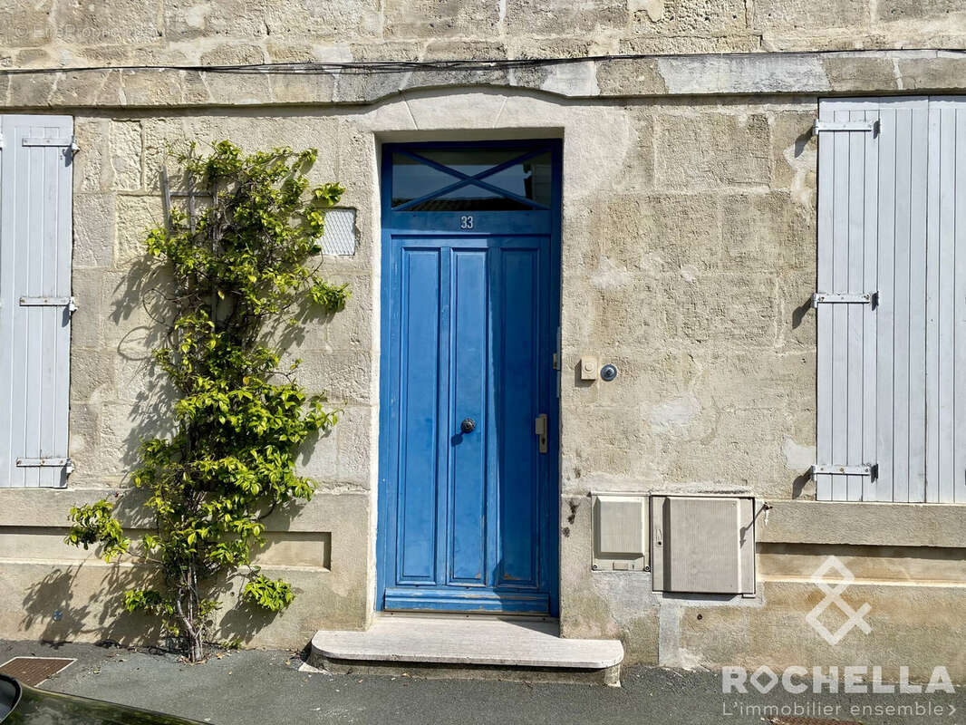 Appartement 51 m² à Rochefort  - photo 2