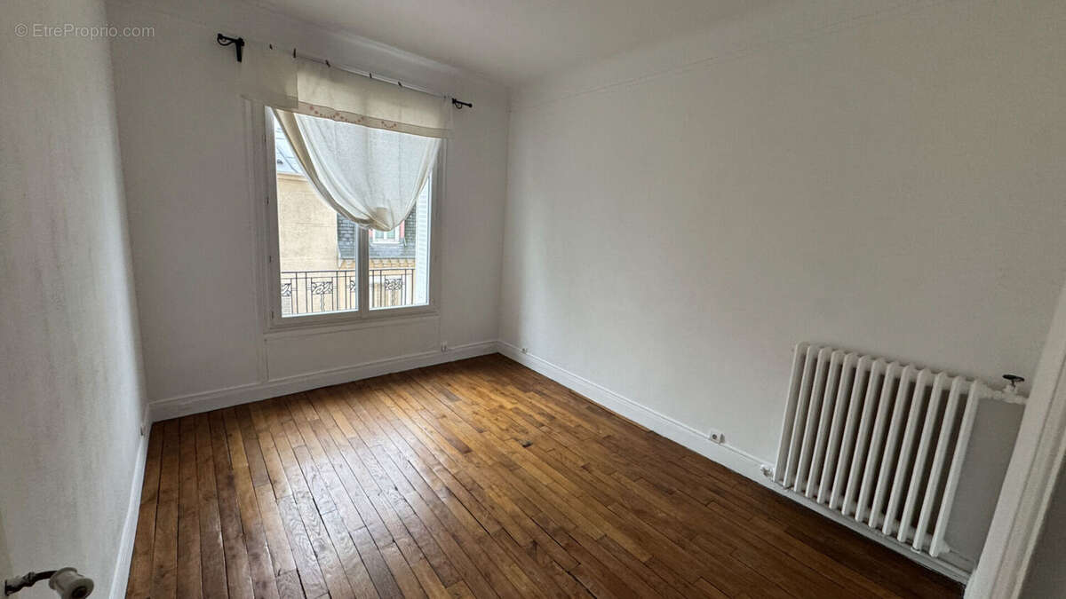 Appartement à ENGHIEN-LES-BAINS