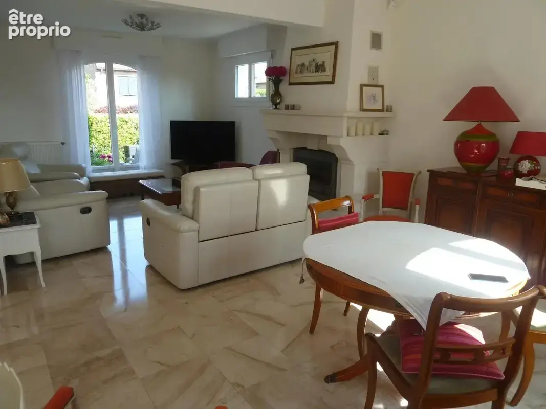 Maison 6 pièces 130 m² à vendre à Tilloy-Lez-Cambrai (59554) - photo 3