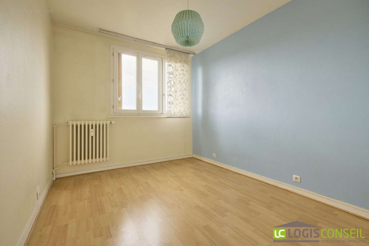 Appartement à CHATILLON