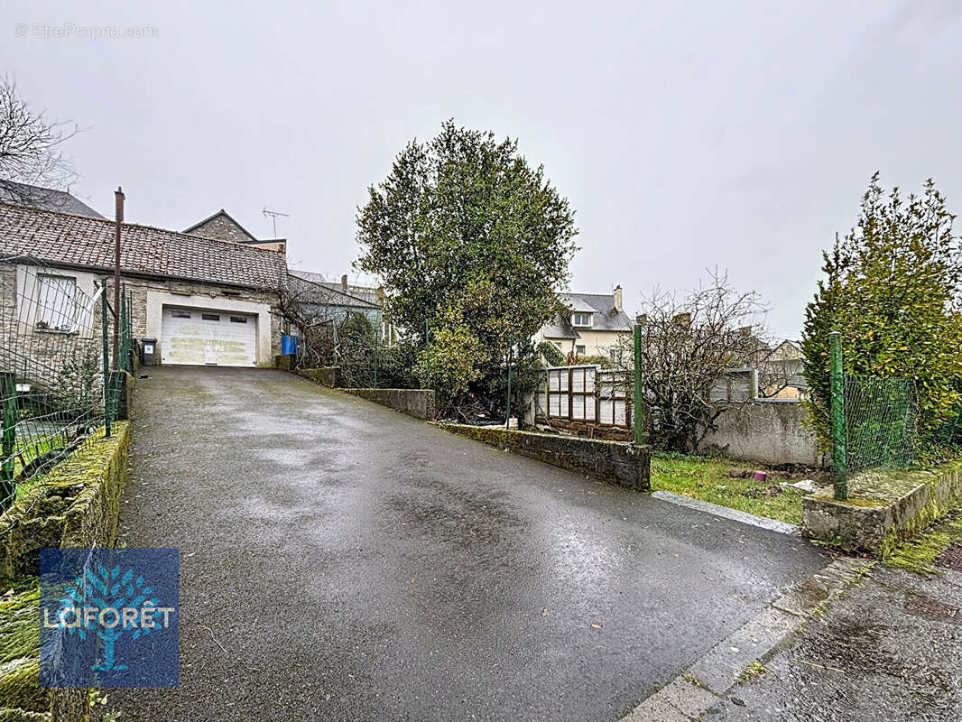 Maison à CHATILLON-EN-VENDELAIS