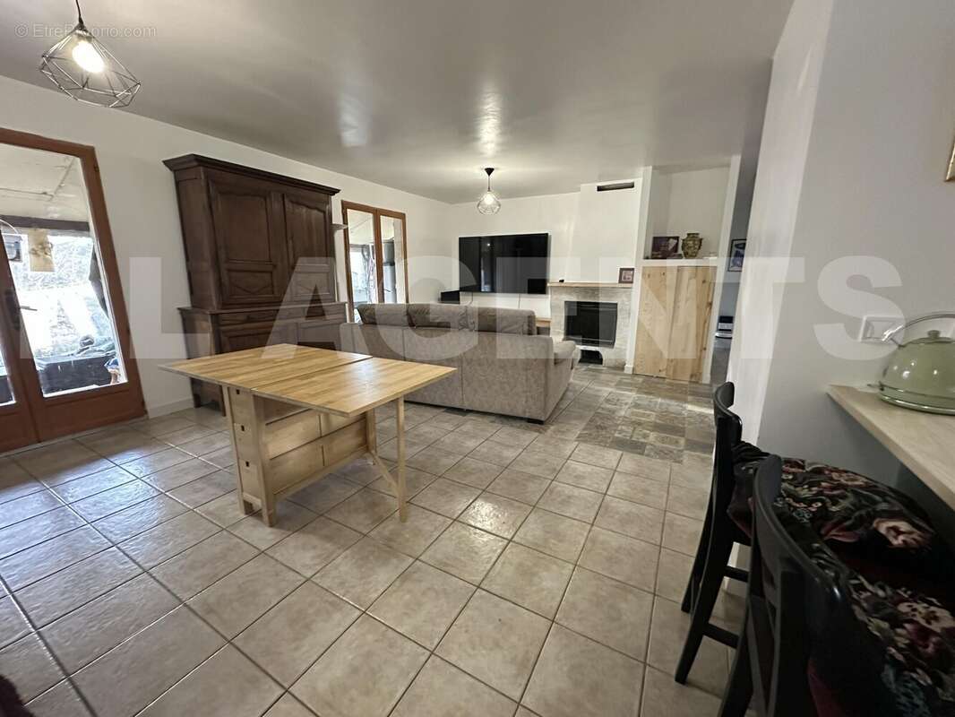 IMG_7760 - Maison à NEOULES