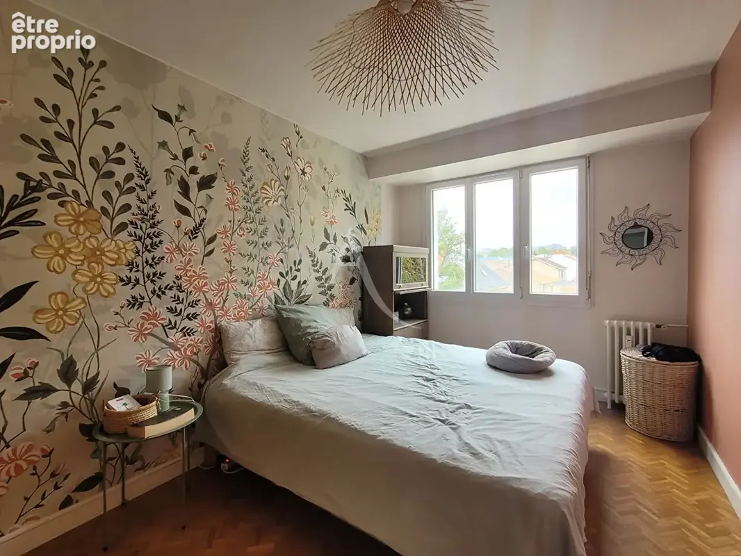 Appartement T3 rénové - La Rochelle, quartier La Trompette - photo 4