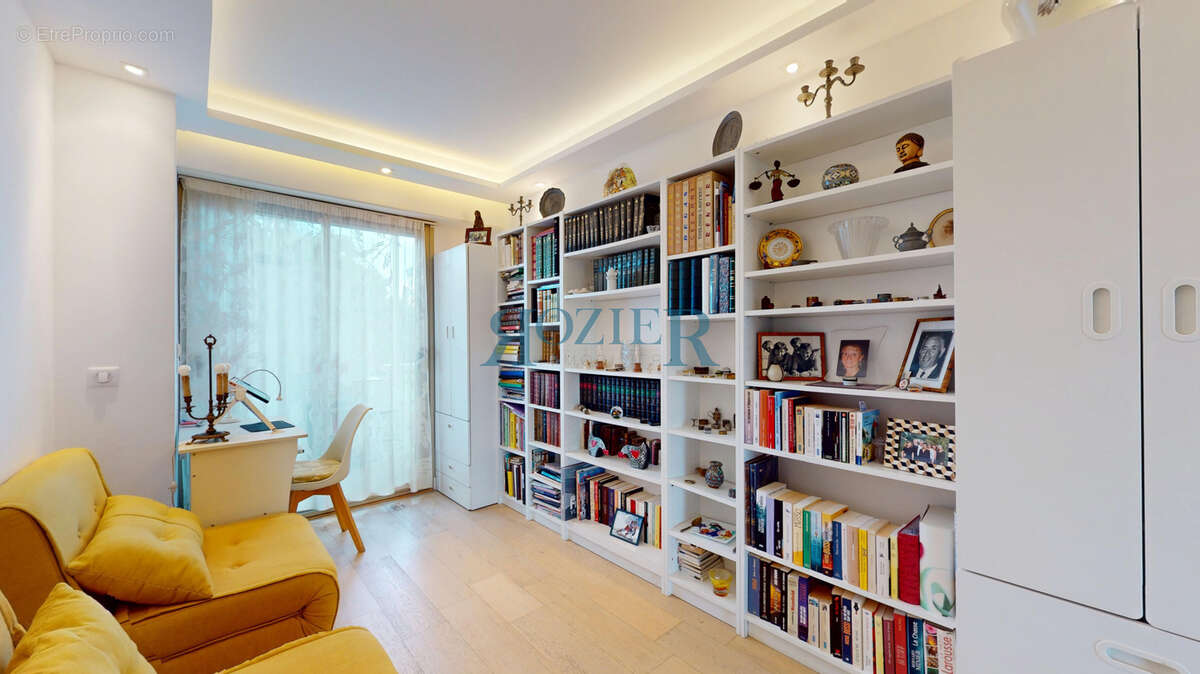 Appartement à LE CANNET