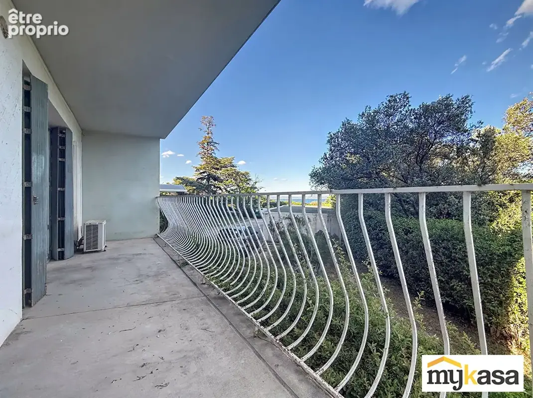Appartement Martigues rénové avec vue sur l'étang 3 pièce(s) 63 m2 - photo 11