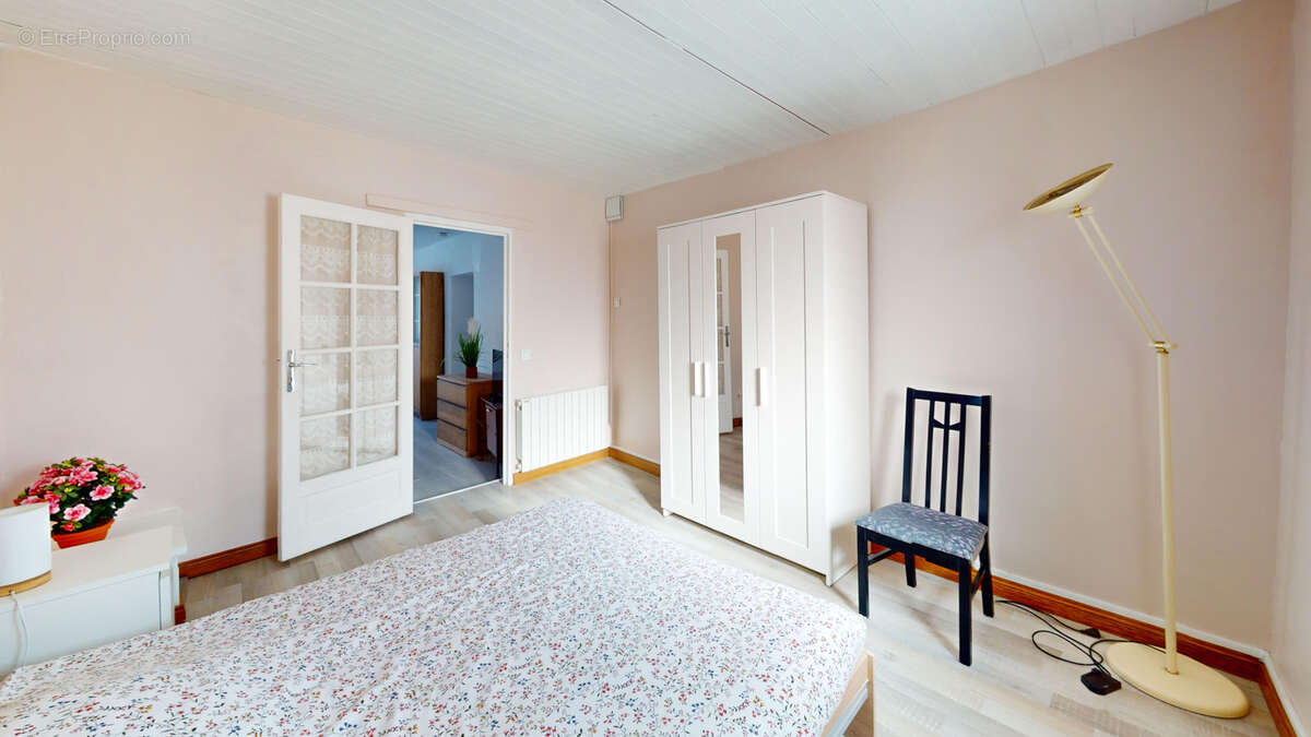 Appartement à JOUARS-PONTCHARTRAIN