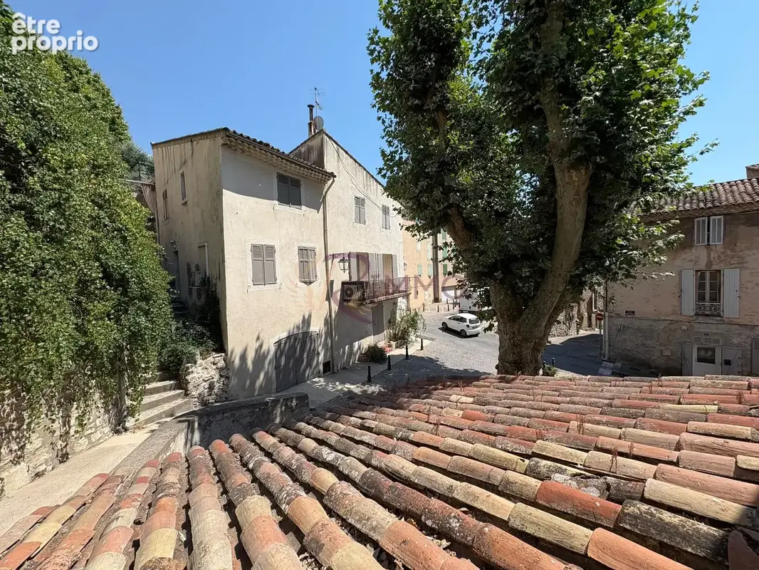 Appartement à EGUILLES