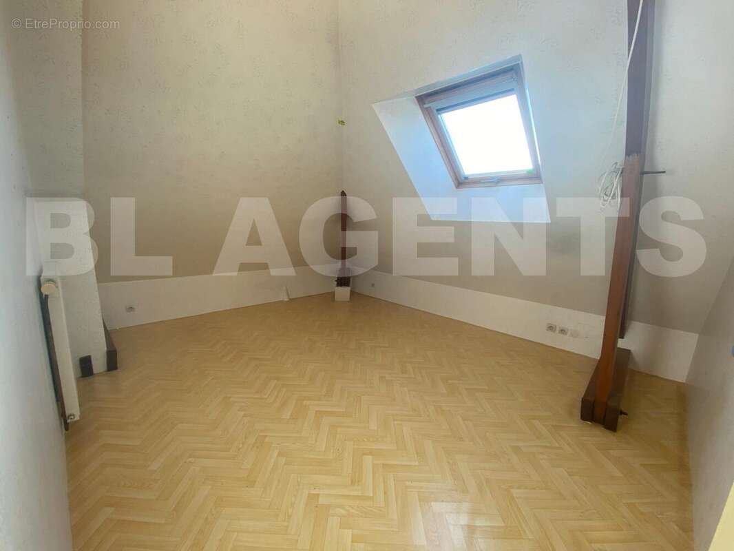 WhatsApp Image 2025-10-07 à 15 - Maison à LE MANS