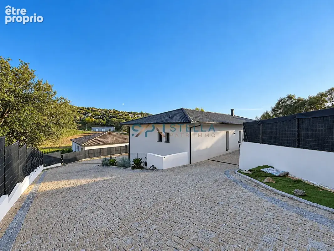 Bastelicaccia Villa contemporaine avec piscine et dépendance - photo 23