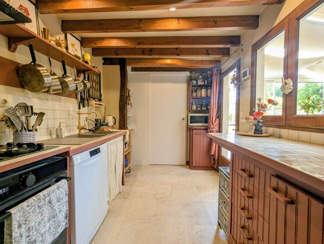 EN EXCLUSIVITÉ – Charme, authenticité et douceur de vivre au cœur de Pacy-sur-Eure - photo 4