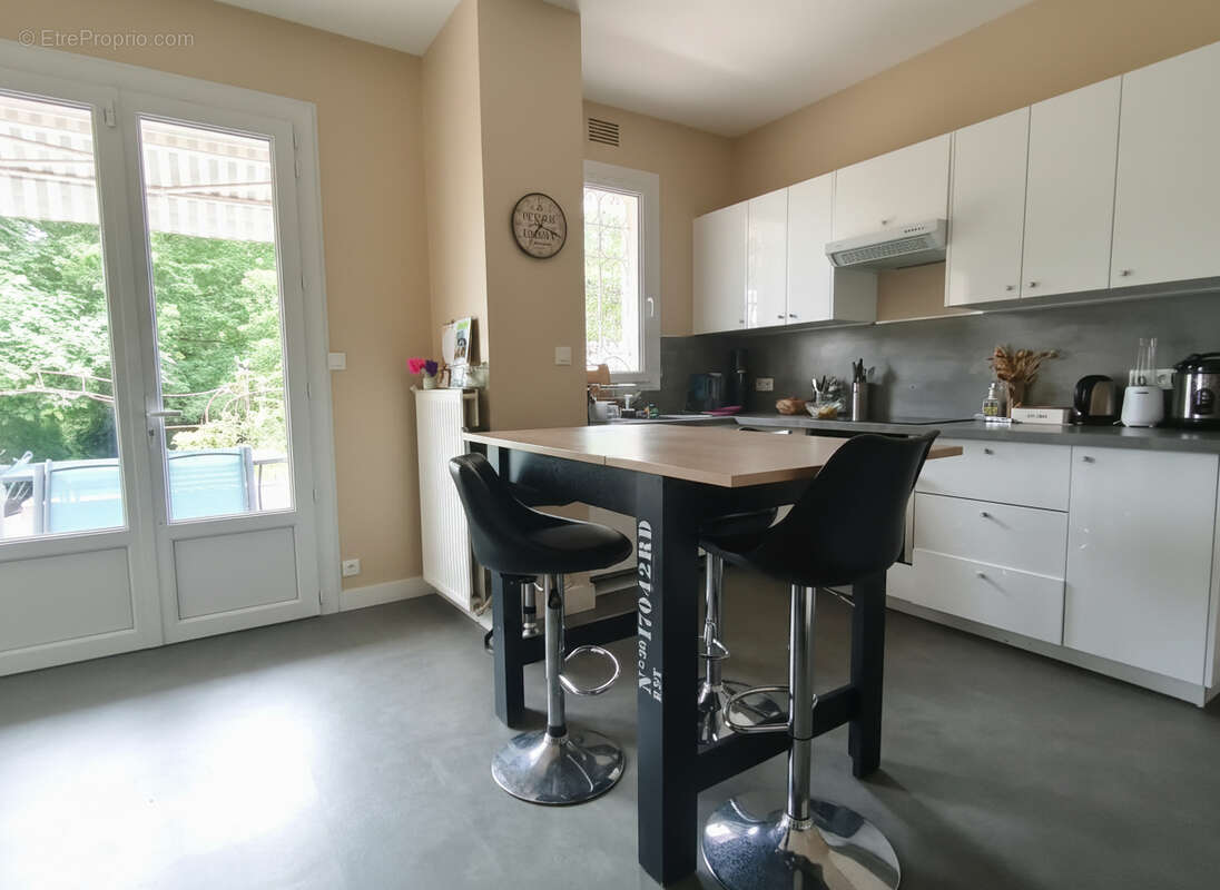 Maison Angoulême 6 pièces 157 m2 - photo 7