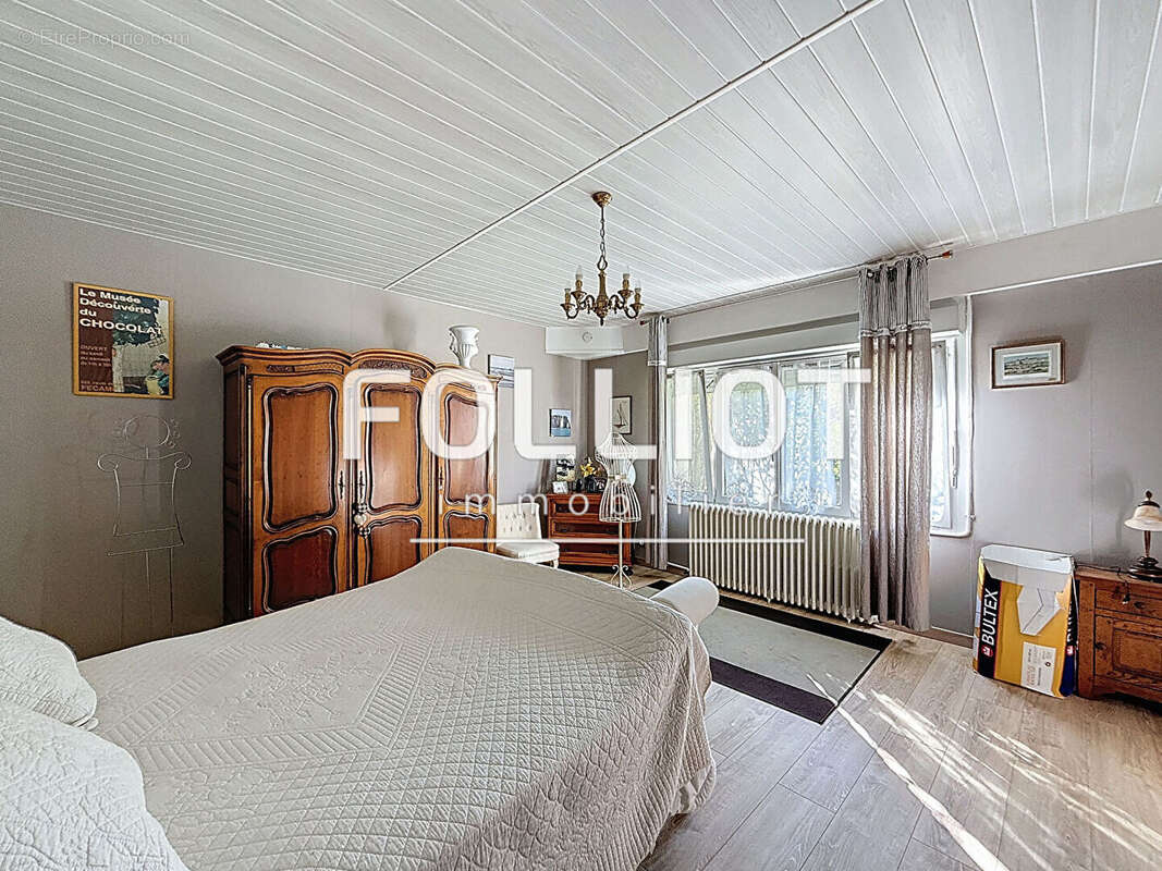 Maison à SAINT-PAIR-SUR-MER