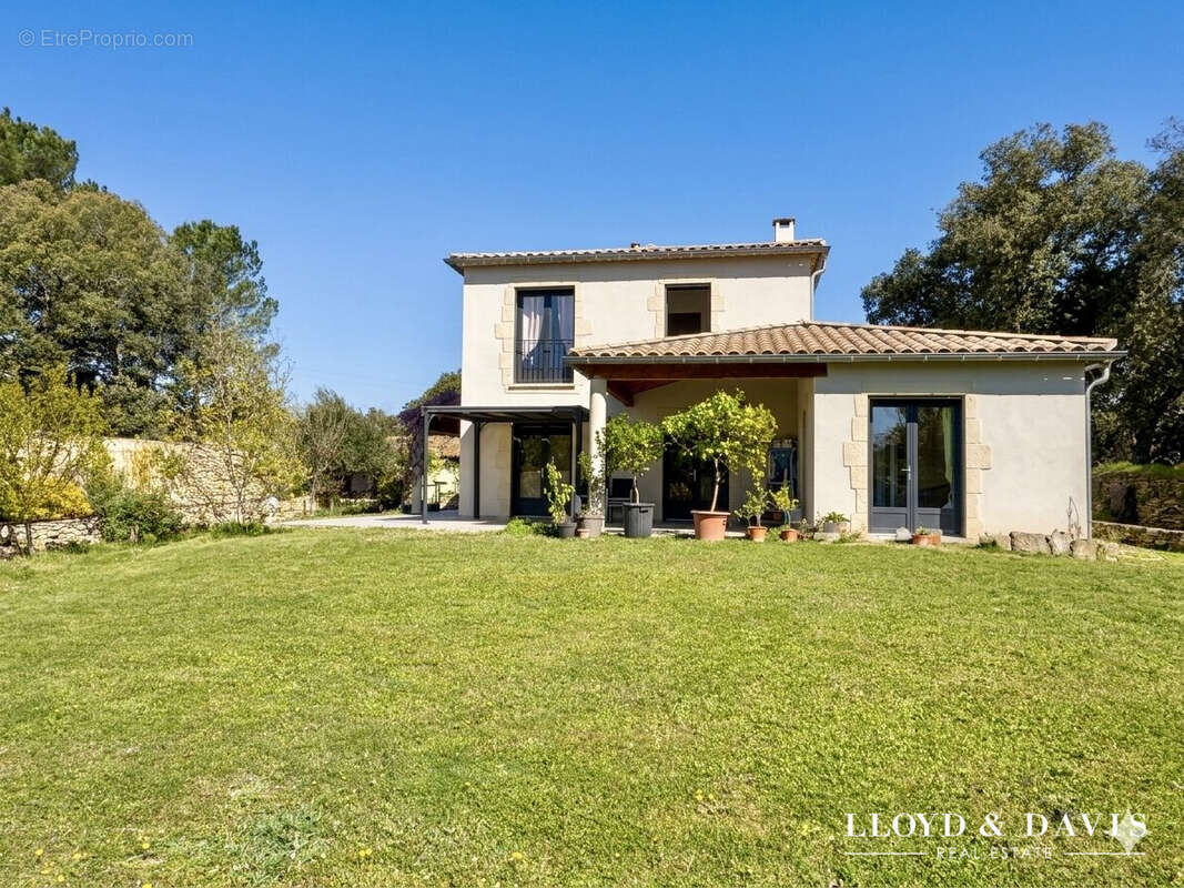 Maison à UZES