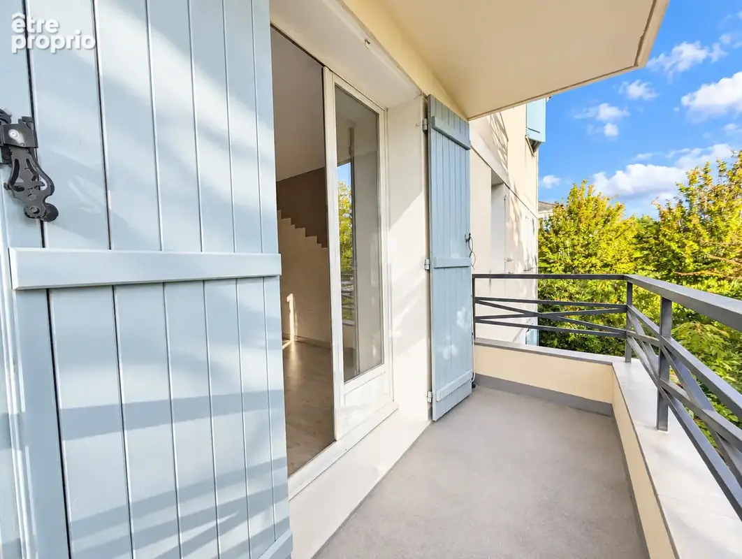 Studio avec balcon et box - Plessis le roi - photo 8