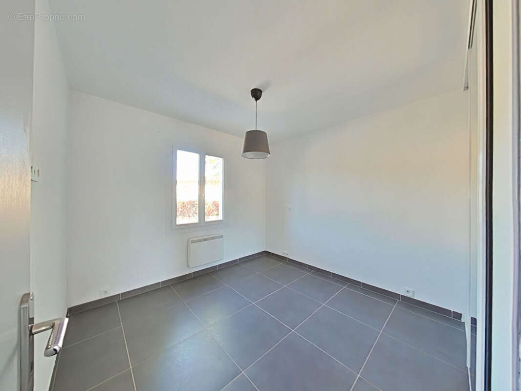 Rare : Appartement T3 "Esprit Maison" avec Jardin de 88 m² - photo 6