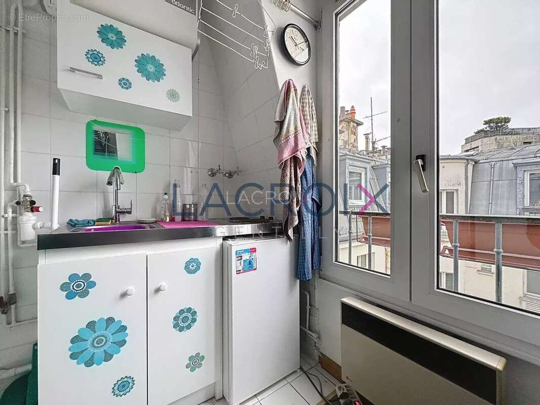 Appartement à PARIS-17E
