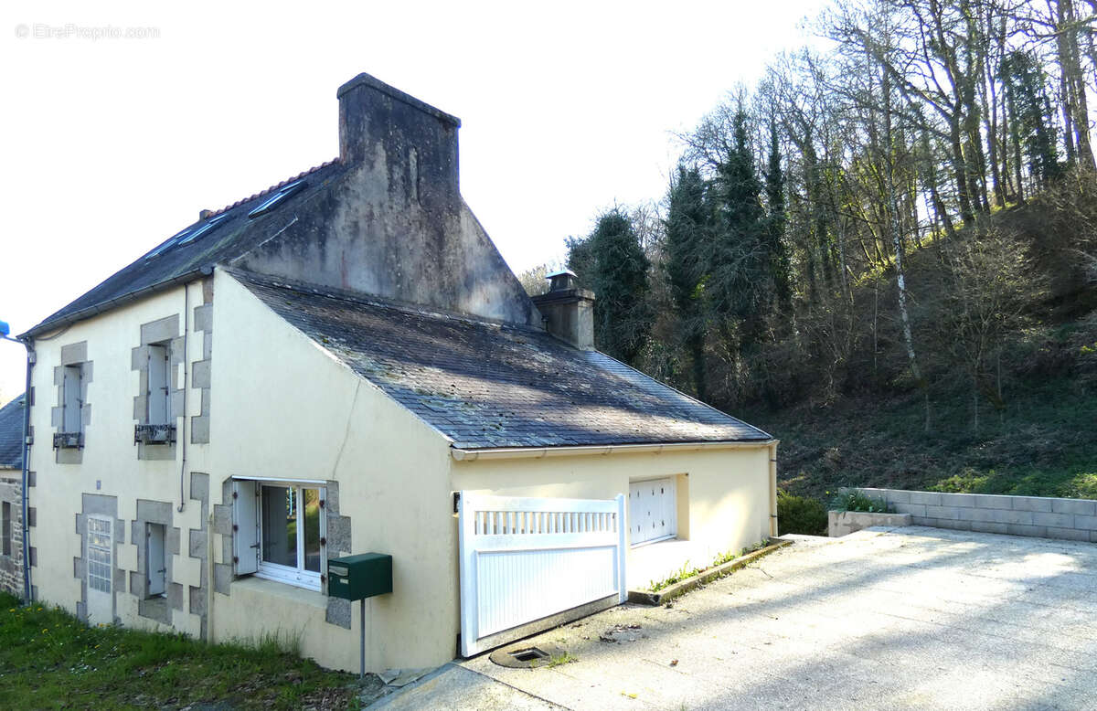 Maison à PLOUIGNEAU