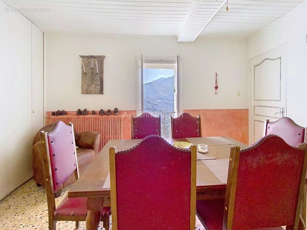 Maison à MONTEGROSSO