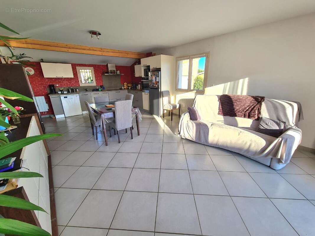 Photo 2 - Maison à CARBON-BLANC