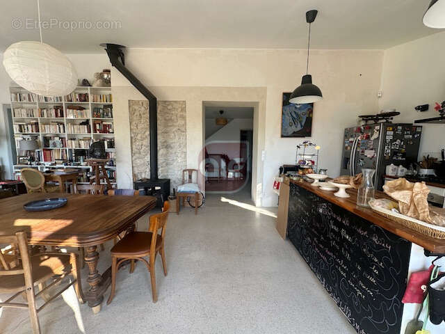 Maison à SAINT-VINCENT-DE-BARBEYRARGUES