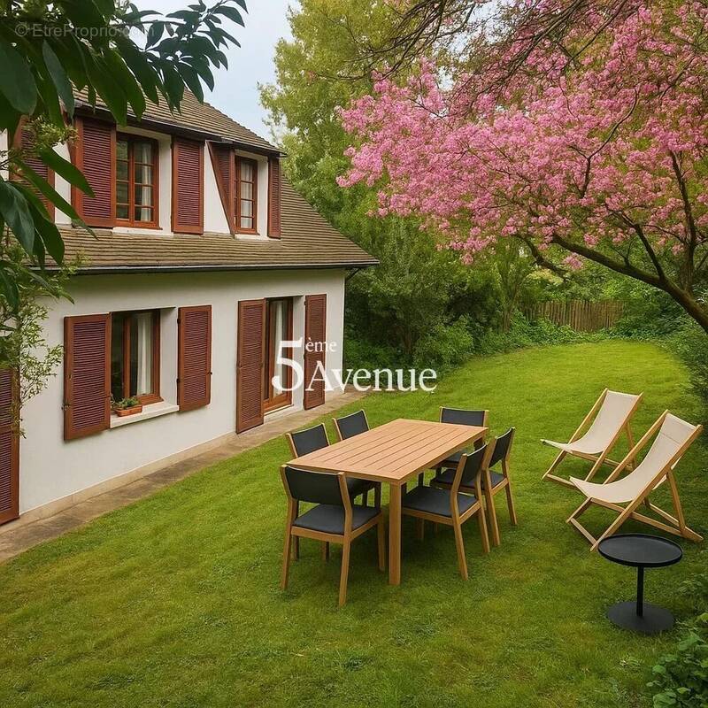 Maison à CHAMPIGNY-SUR-MARNE