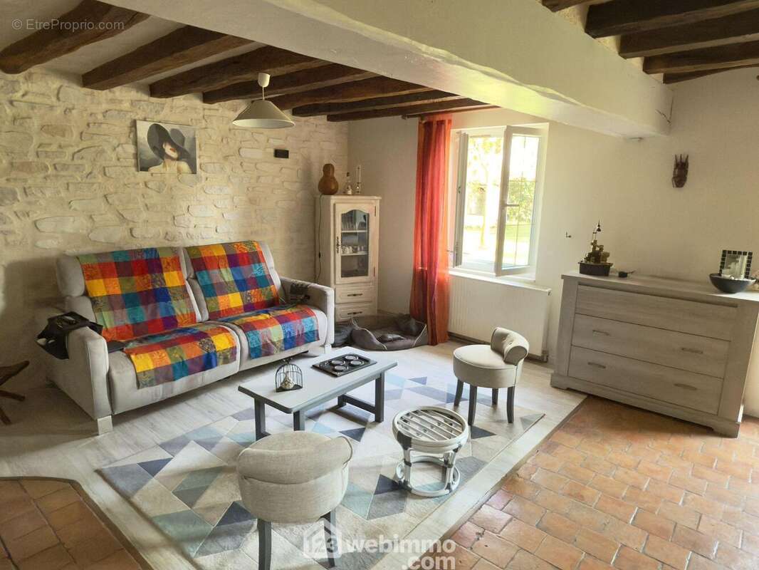 Un salon de 32m2? - Maison à LA MENITRE