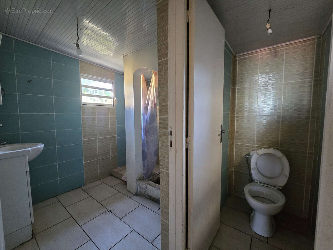 Maison 62 m² à Le Tampon  - photo 4