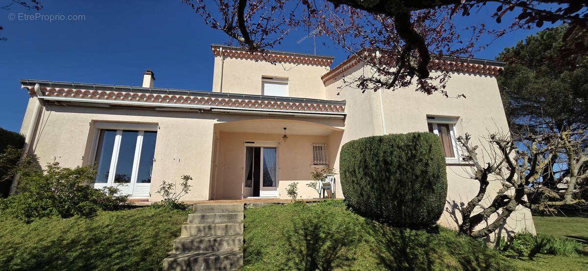 Maison à ALBOUSSIERE