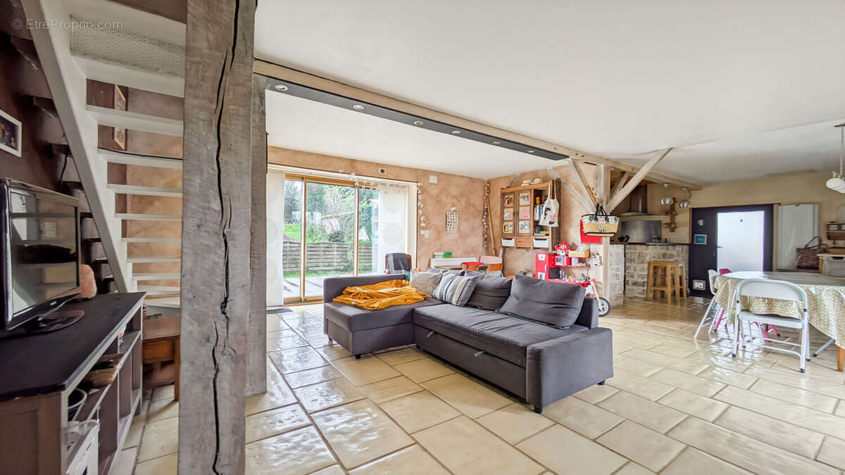 Longère 140 m² - 4 chambres terrain 630 m²  - Proche Combourg - photo 4