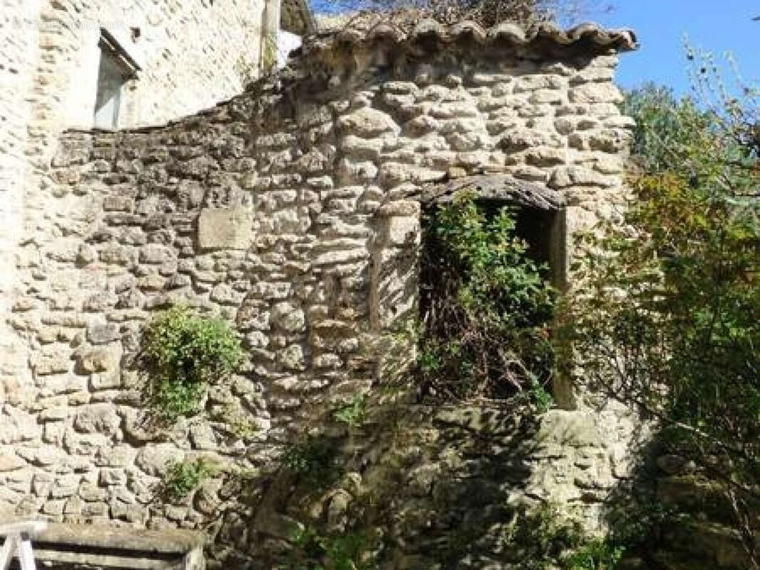 Maison à GRIGNAN