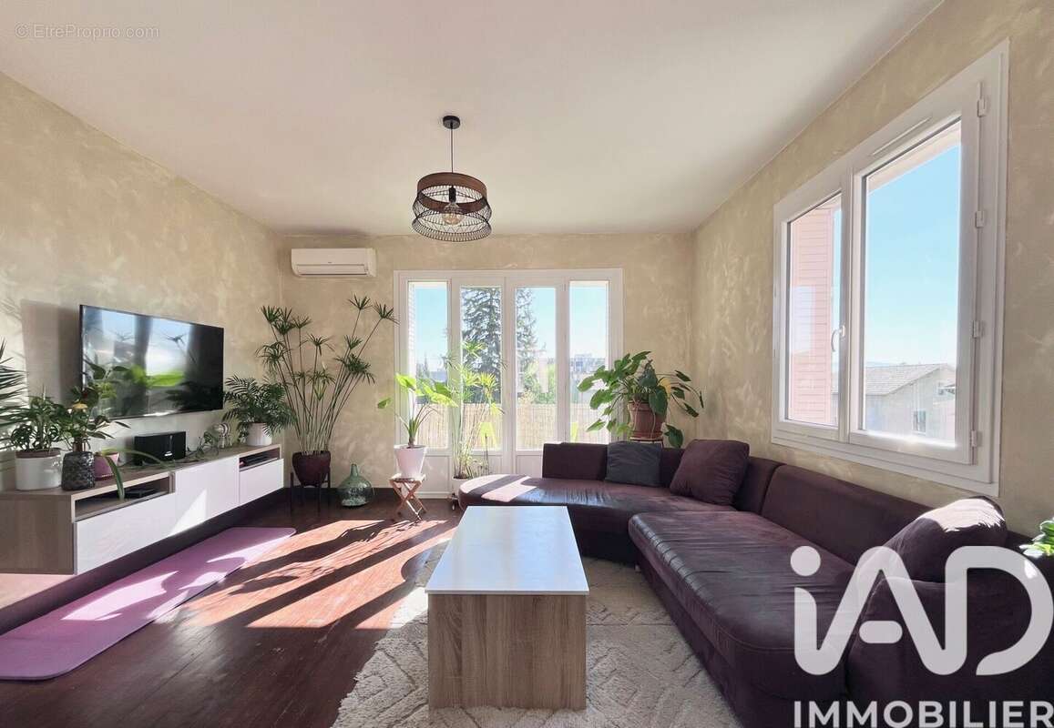 Photo 2 - Appartement à TOURNON-SUR-RHONE