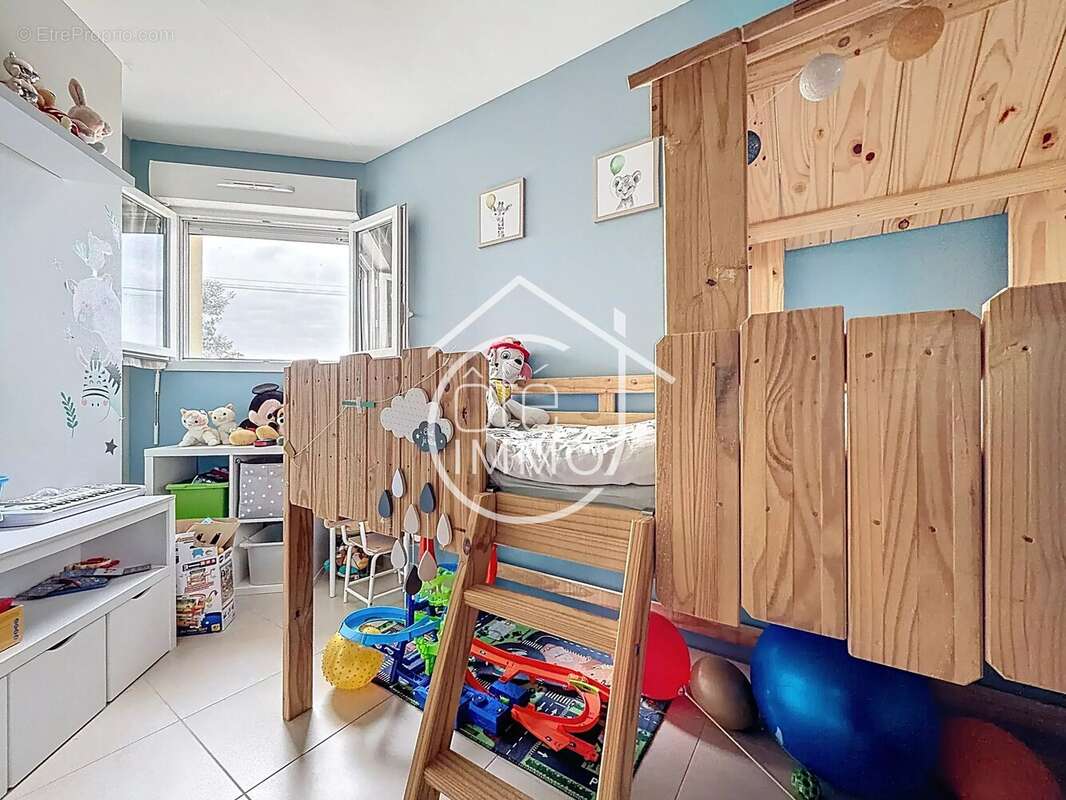 Maison à SAINT-MAGNE-DE-CASTILLON