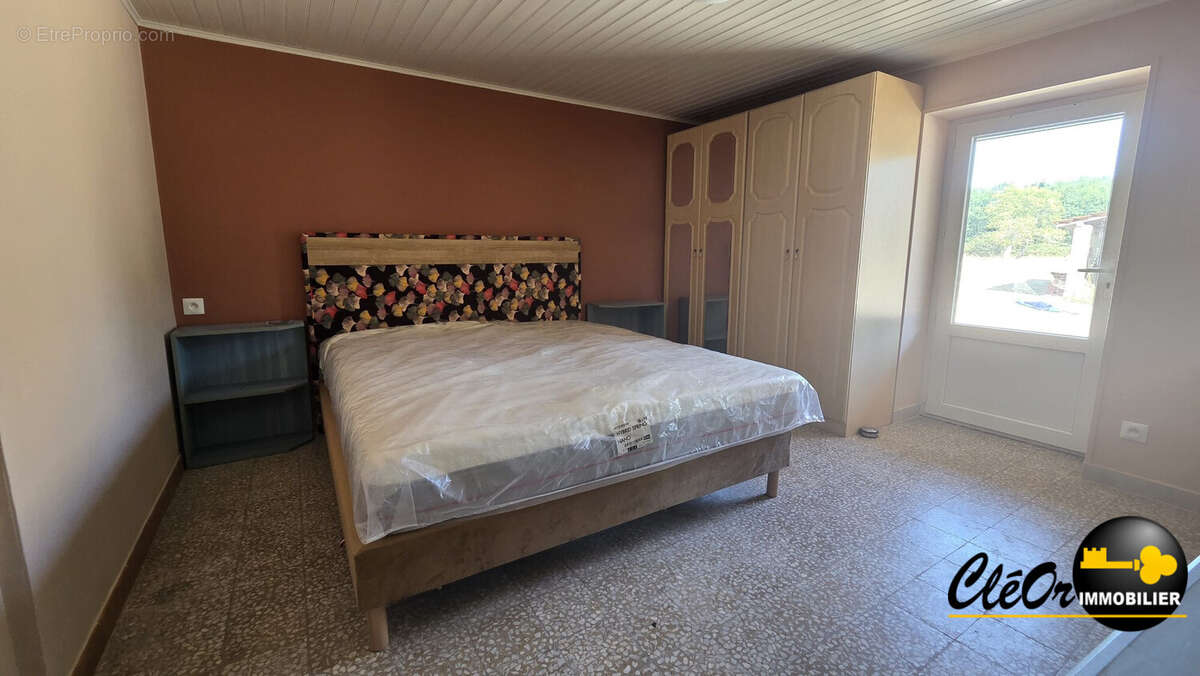 Maison 4 pièces 84 m² à vendre à La Chapelle-Saint-Sauveur (71310) - photo 5