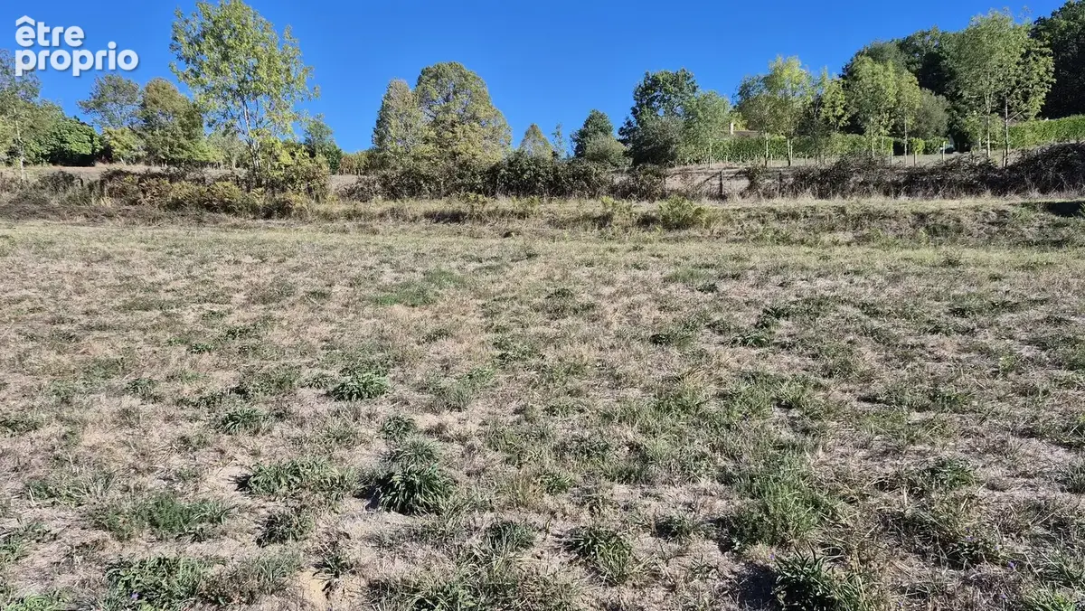 20260925102817 - Terrain à NONTRON