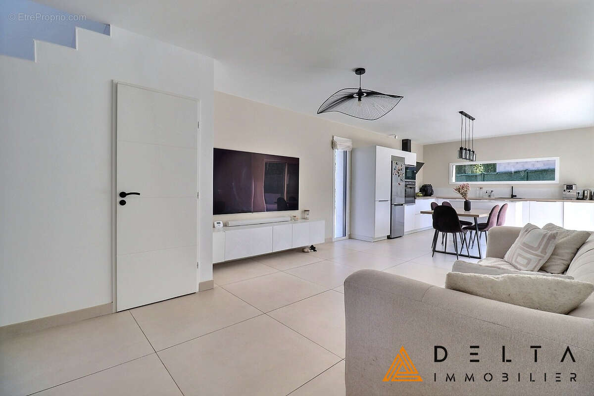 Maison 119 m² avec piscine sur terrain de 401 m² - photo 5