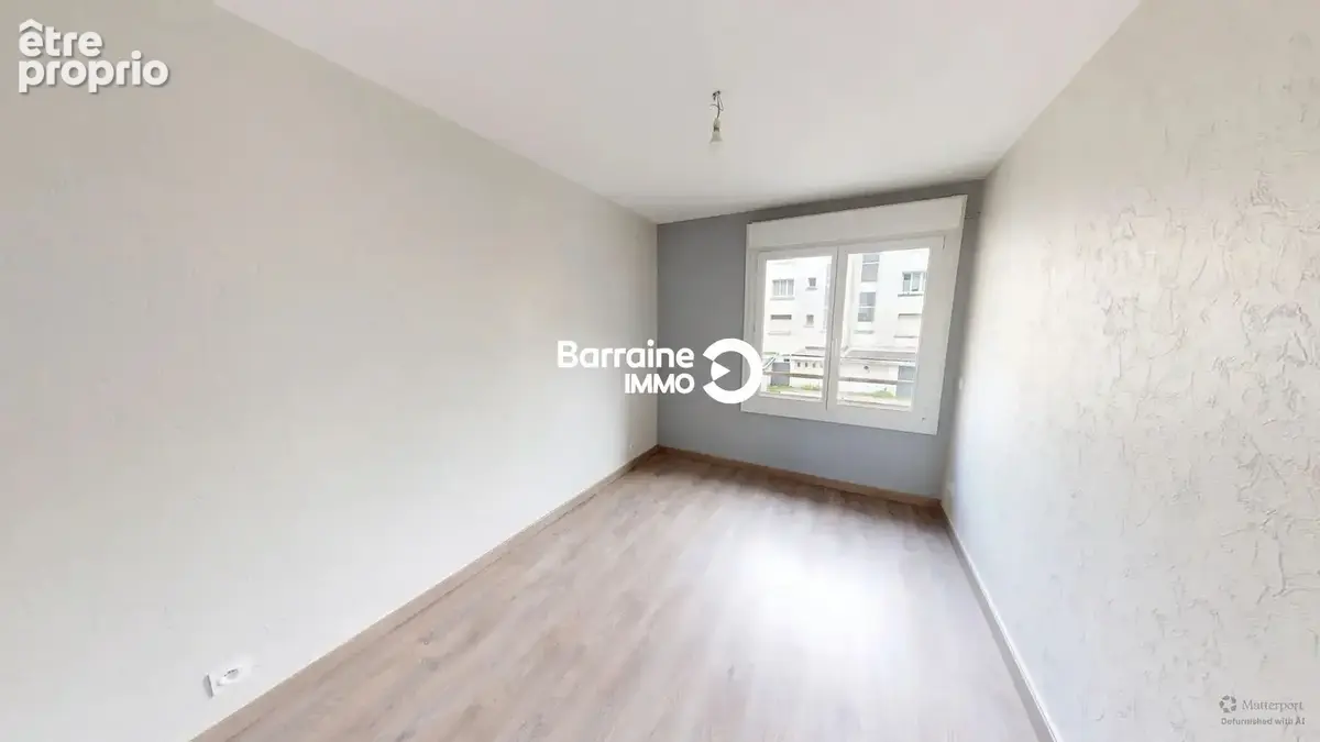 A vendre lorient hyper centre - appartement t3 68 m²-ascenseur balcon - photo 11