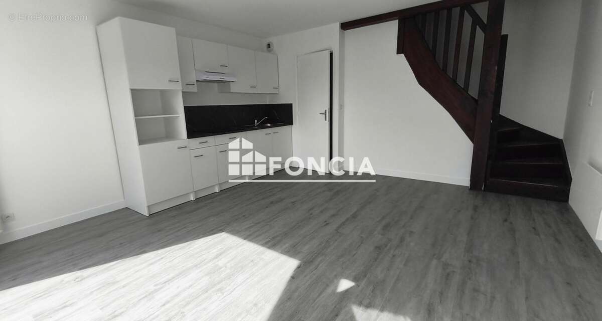 Maison familiale de 3 chambres à Nemours – Quartier calme et recherché - photo 2