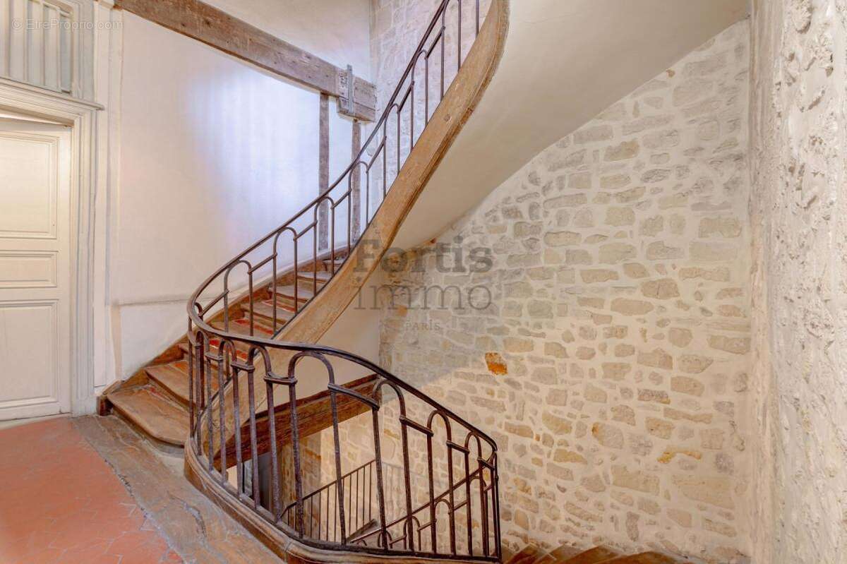 Appartement à PARIS