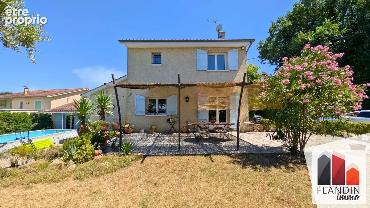 Maison 6 pièces 143 m² à vendre à Ternay (69360) - photo 2