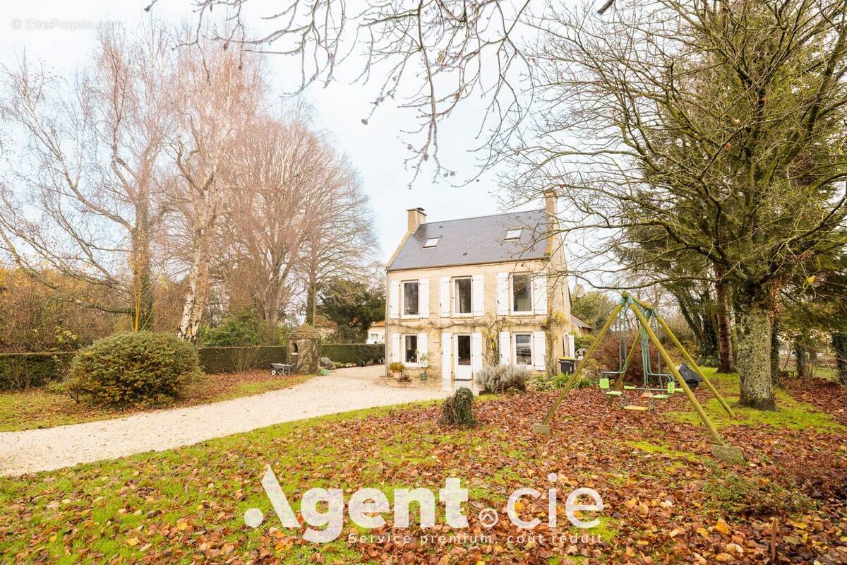 Maison à FONTENAY-LE-PESNEL