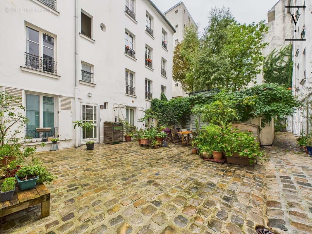 Appartement à PARIS-20E